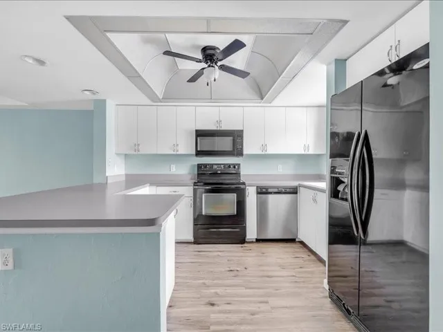 28 Cosmopolitan Dr 15, Lehigh Acres, Florida 33936
