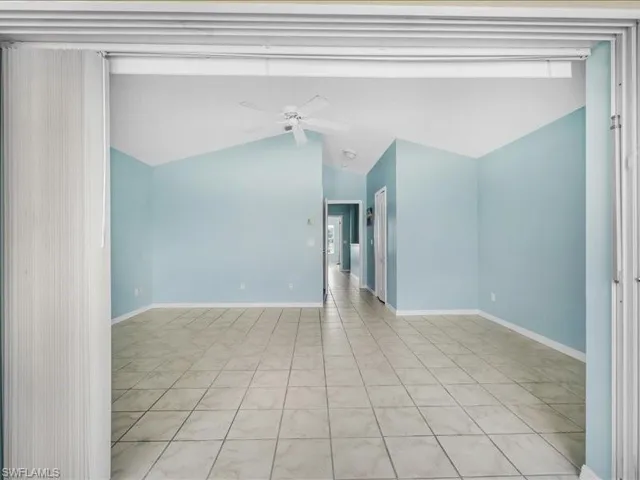 28 Cosmopolitan Dr 15, Lehigh Acres, Florida 33936