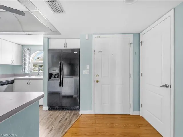 28 Cosmopolitan Dr 15, Lehigh Acres, Florida 33936