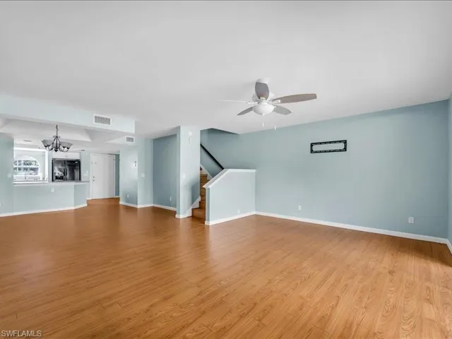 28 Cosmopolitan Dr 15, Lehigh Acres, Florida 33936
