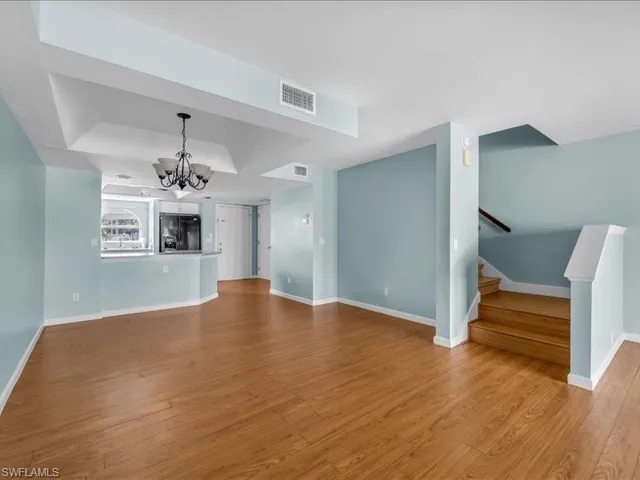 28 Cosmopolitan Dr 15, Lehigh Acres, Florida 33936