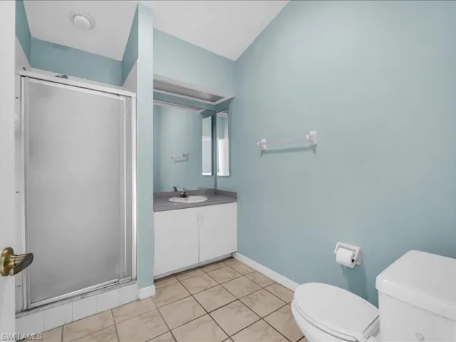 28 Cosmopolitan Dr 15, Lehigh Acres, Florida 33936