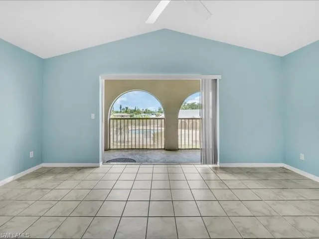 28 Cosmopolitan Dr 15, Lehigh Acres, Florida 33936
