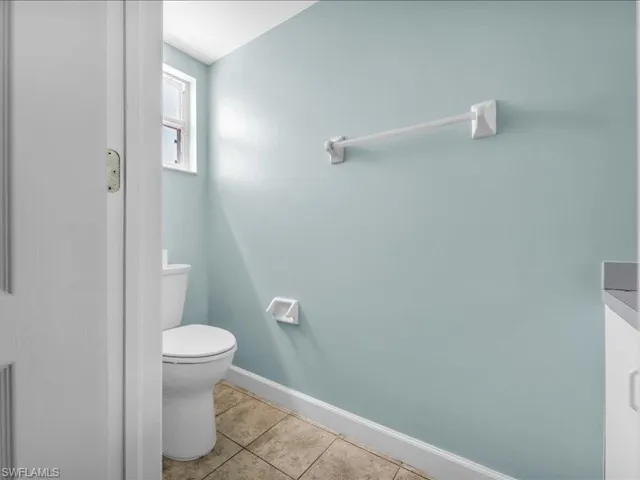 28 Cosmopolitan Dr 15, Lehigh Acres, Florida 33936