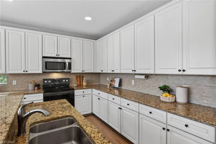 21827 Rainbow Lake Ct, Estero, Florida 33928