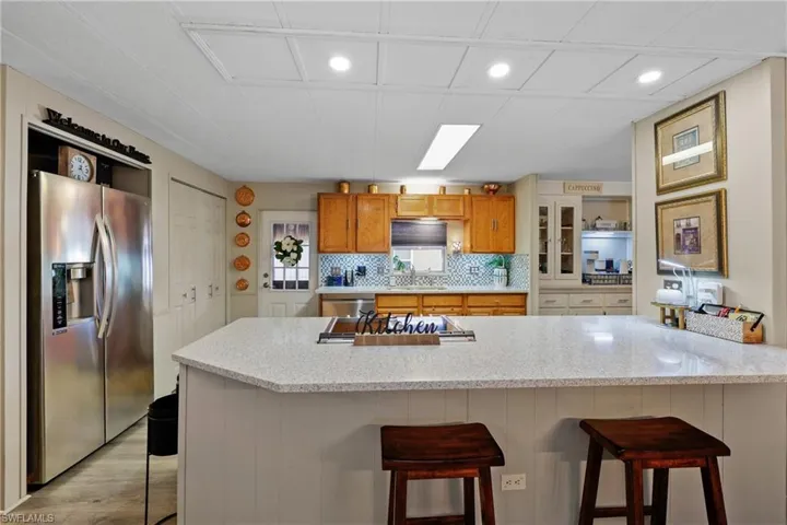5471  Forest Park  DR, North Fort Myers, FL 33917