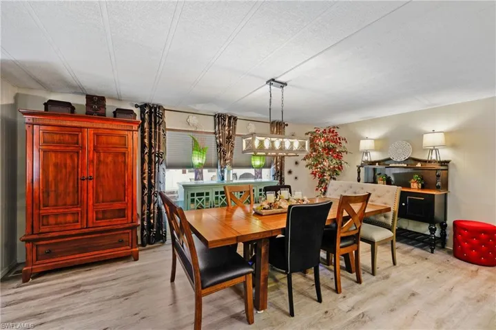 5471  Forest Park  DR, North Fort Myers, FL 33917