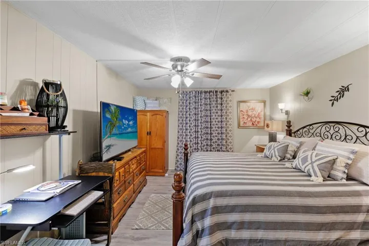 5471  Forest Park  DR, North Fort Myers, FL 33917