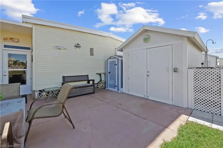 5471  Forest Park  DR, North Fort Myers, FL 33917