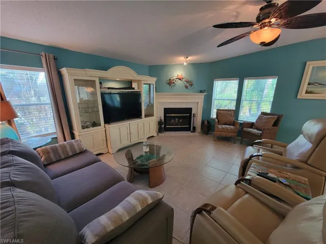 10099 Parkwood Dr, Fort Myers Fl 33905