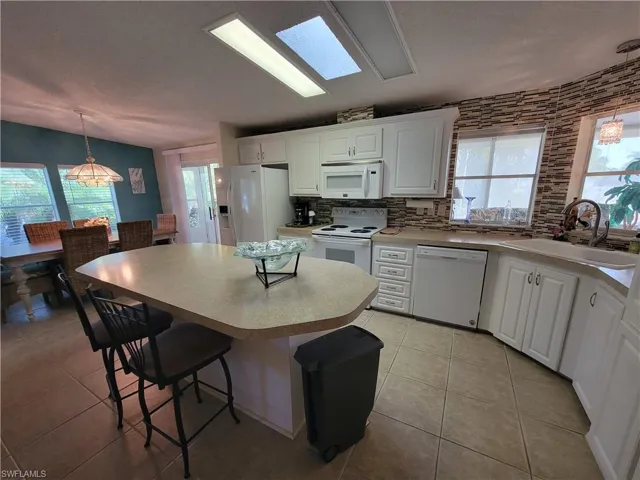 10099 Parkwood Dr, Fort Myers Fl 33905