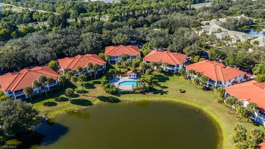 515  Laguna Royale  BLVD, Naples, FL 34119