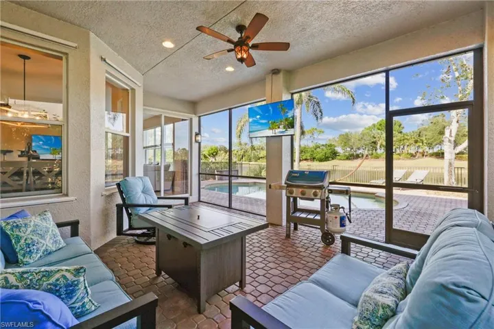 Lanai/Pool
