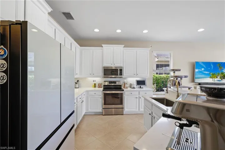 10305  Carolina Willow  DR, Fort Myers, FL 33913