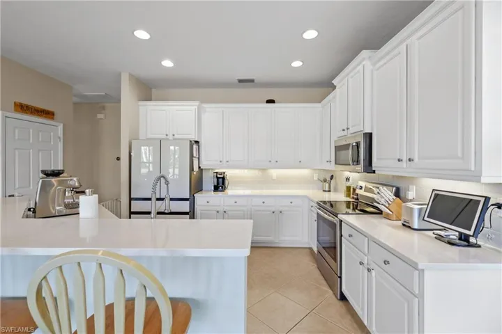 10305  Carolina Willow  DR, Fort Myers, FL 33913
