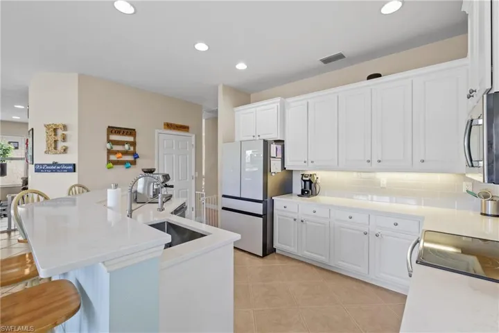 10305  Carolina Willow  DR, Fort Myers, FL 33913