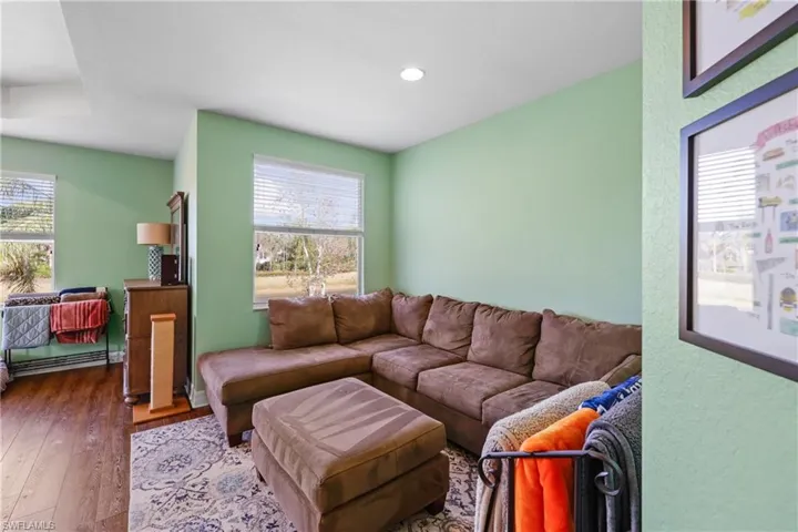10305  Carolina Willow  DR, Fort Myers, FL 33913