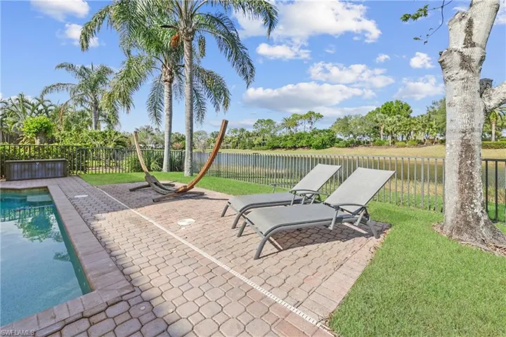 10305  Carolina Willow  DR, Fort Myers, FL 33913