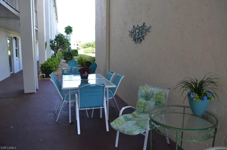 View of patio / terrace with outdoor dining area