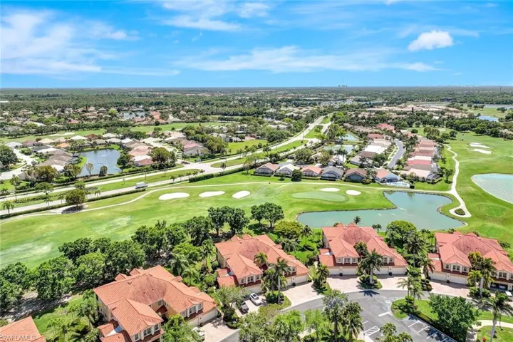 8653 Champions Pt # 1302, Naples Fl 34113