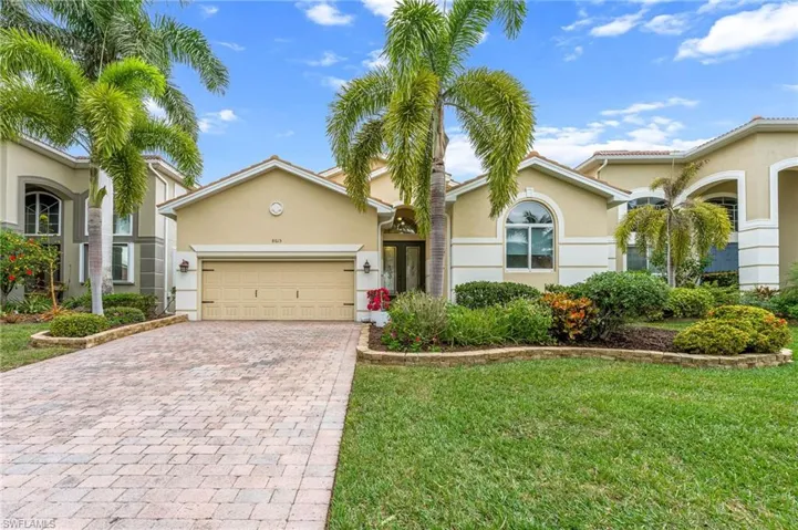 8615 SUMNER AVE FT MYERS