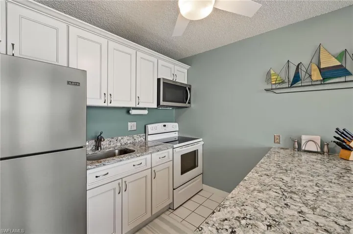 Kitchen with appliances