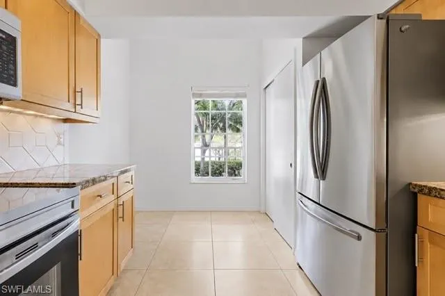 322 Sugar Pine Ln 322, Naples, Florida 34108