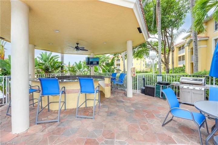 outdoor seating by pool