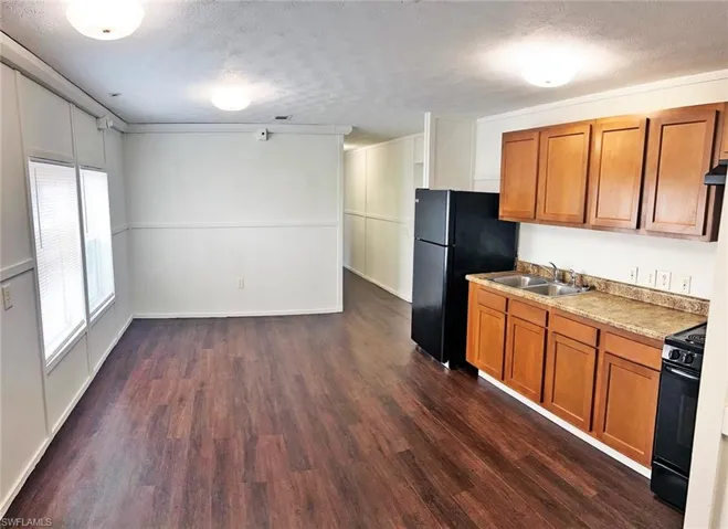 2109  Twin Brooks  RD, North Fort Myers, FL 33917