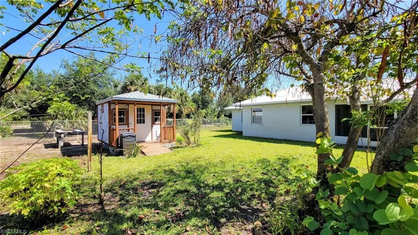 3054 NE Beechwood  CIR, Labelle, FL 33935