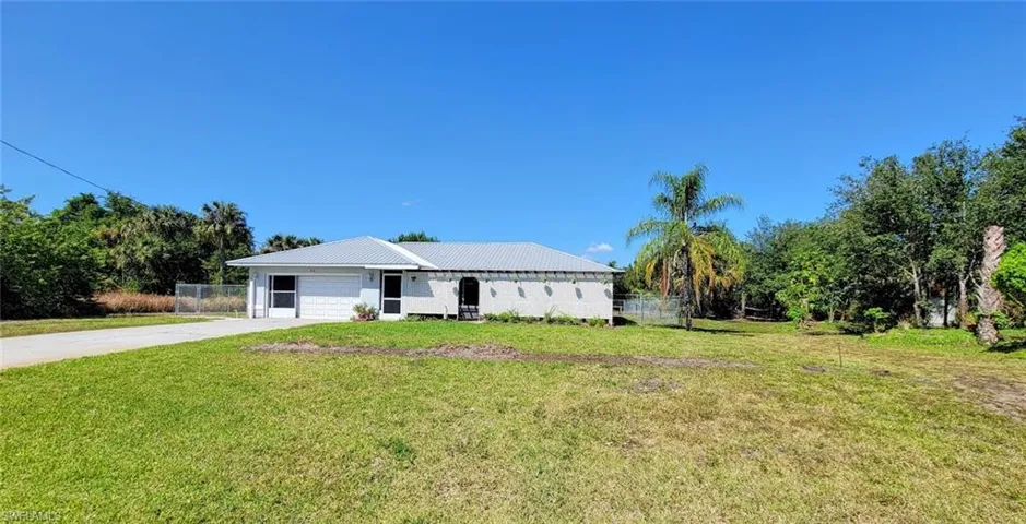 3054 NE Beechwood  CIR, Labelle, FL 33935