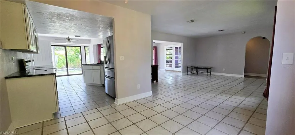 1031 Averly St, Fort Myers, Florida 33919