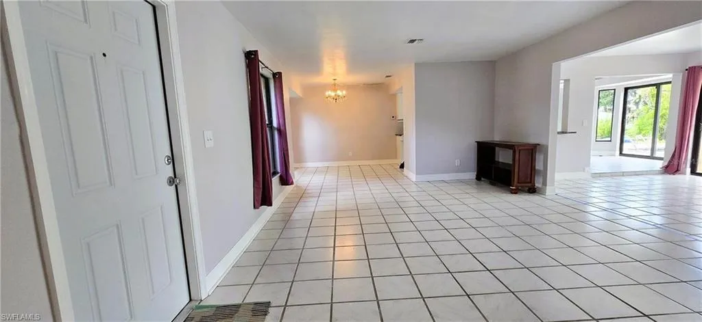 1031 Averly St, Fort Myers, Florida 33919