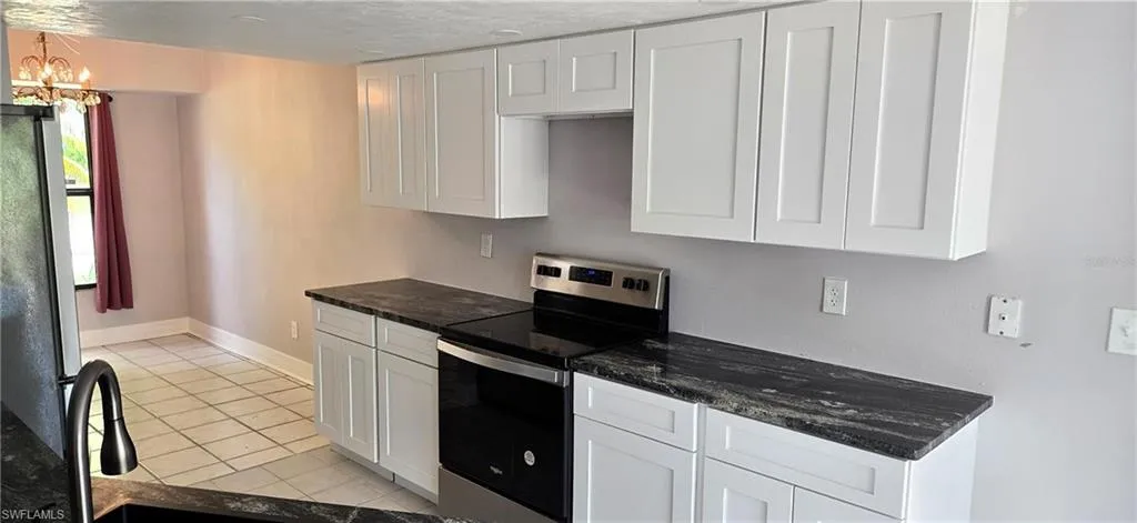 1031 Averly St, Fort Myers, Florida 33919