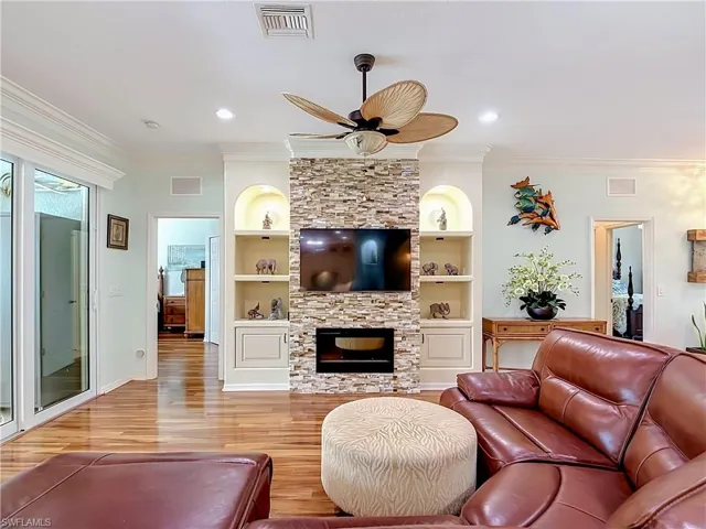 20630 Dennisport Ln, North Fort Myers, Florida 33917