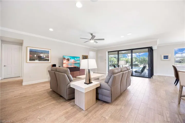 plank tile flooring with crown molding details