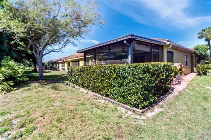 9291  Aegean  CIR, Lehigh Acres, FL 33936