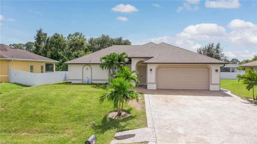 4015 34th St Sw, Lehigh Acres, Florida 33976