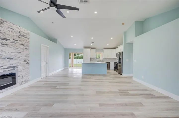 4015 34th St Sw, Lehigh Acres, Florida 33976