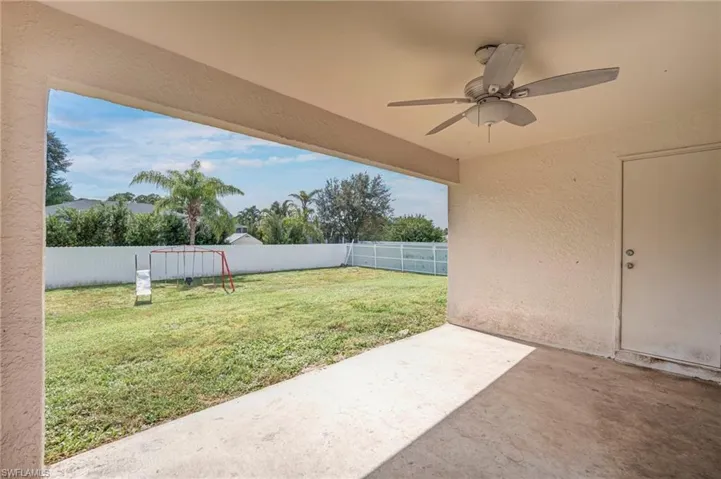 4015 34th St Sw, Lehigh Acres, Florida 33976