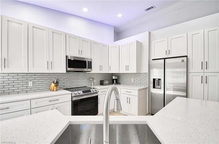 5632  Whisperwood  BLVD, Naples, FL 34110