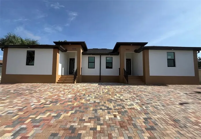 15335/ 15337  Wall  DR, Fort Myers, FL 33908