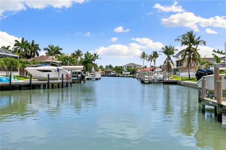 622 Bimini Ave, Marco Island, Florida 34145