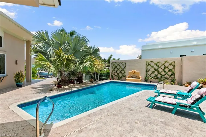 622 Bimini Ave, Marco Island, Florida 34145