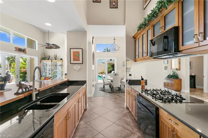 622 Bimini Ave, Marco Island, Florida 34145
