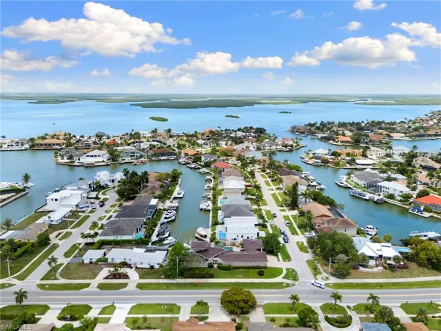 622 Bimini Ave, Marco Island, Florida 34145