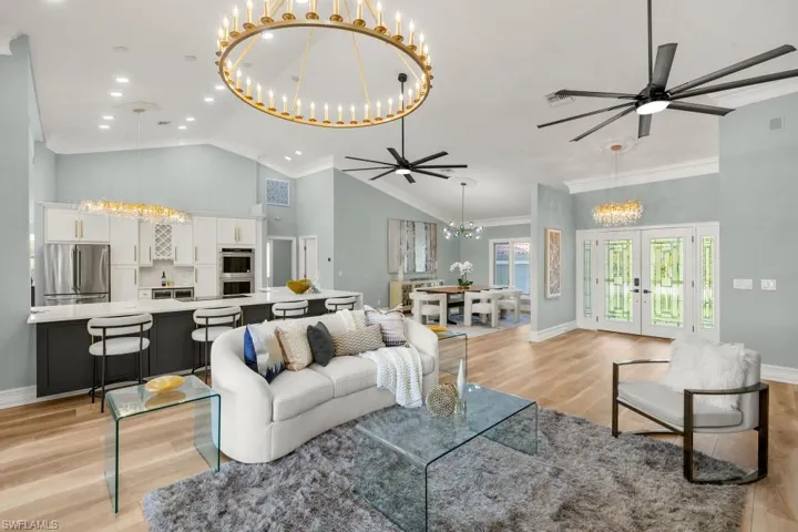 27441  Country Club  DR, Bonita Springs, FL 34134
