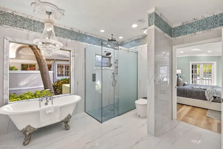 27441  Country Club  DR, Bonita Springs, FL 34134