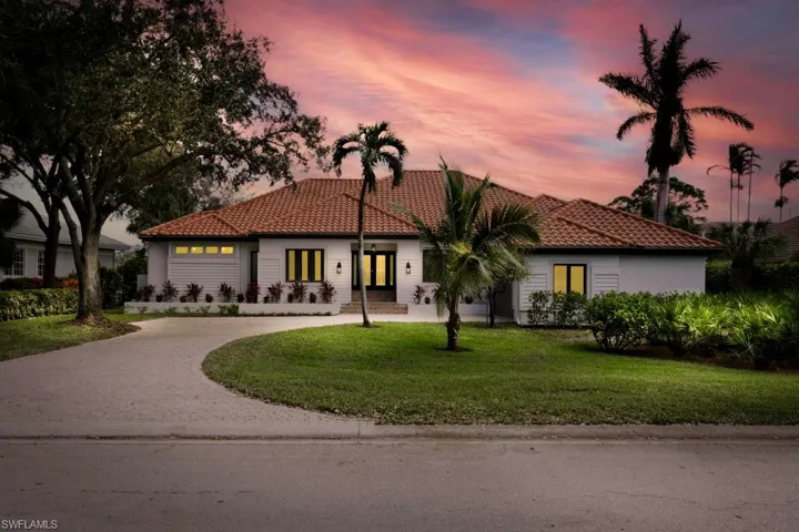 27441  Country Club  DR, Bonita Springs, FL 34134