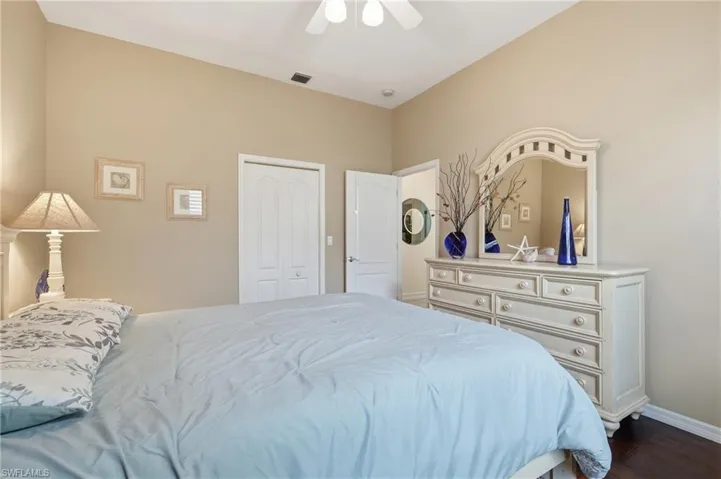 8861 Creek Run Dr, Bonita Springs, Florida 34135